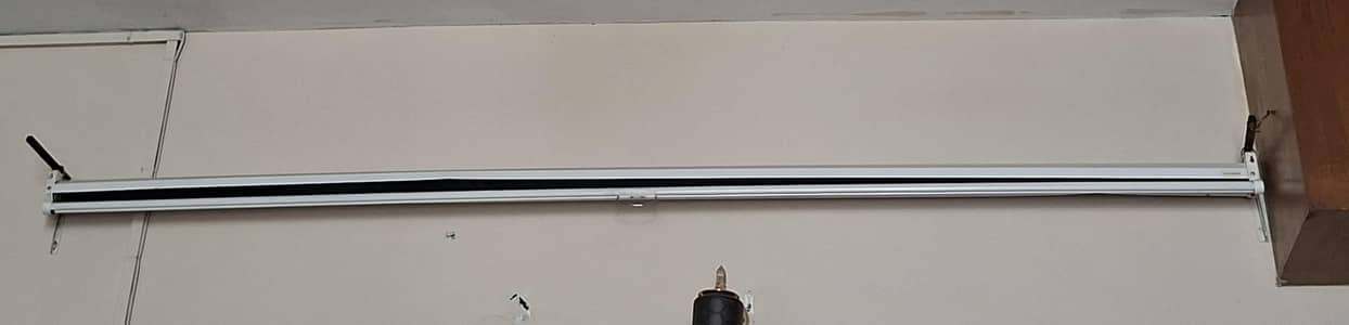 projector screen for sale