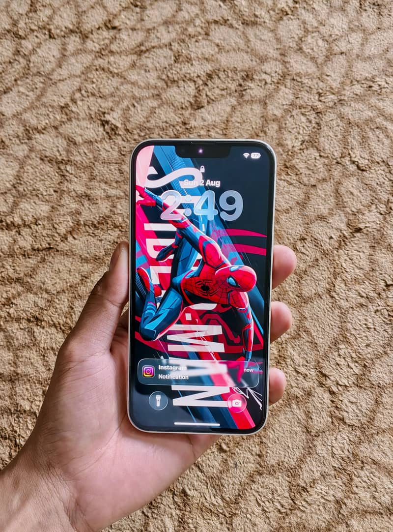 Apple iPhone 14 3
