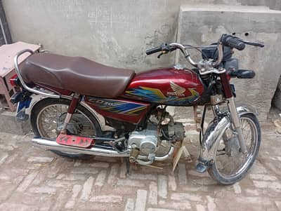 Honda 70 for sale total genmun rabta 03051013280 Demand 110k