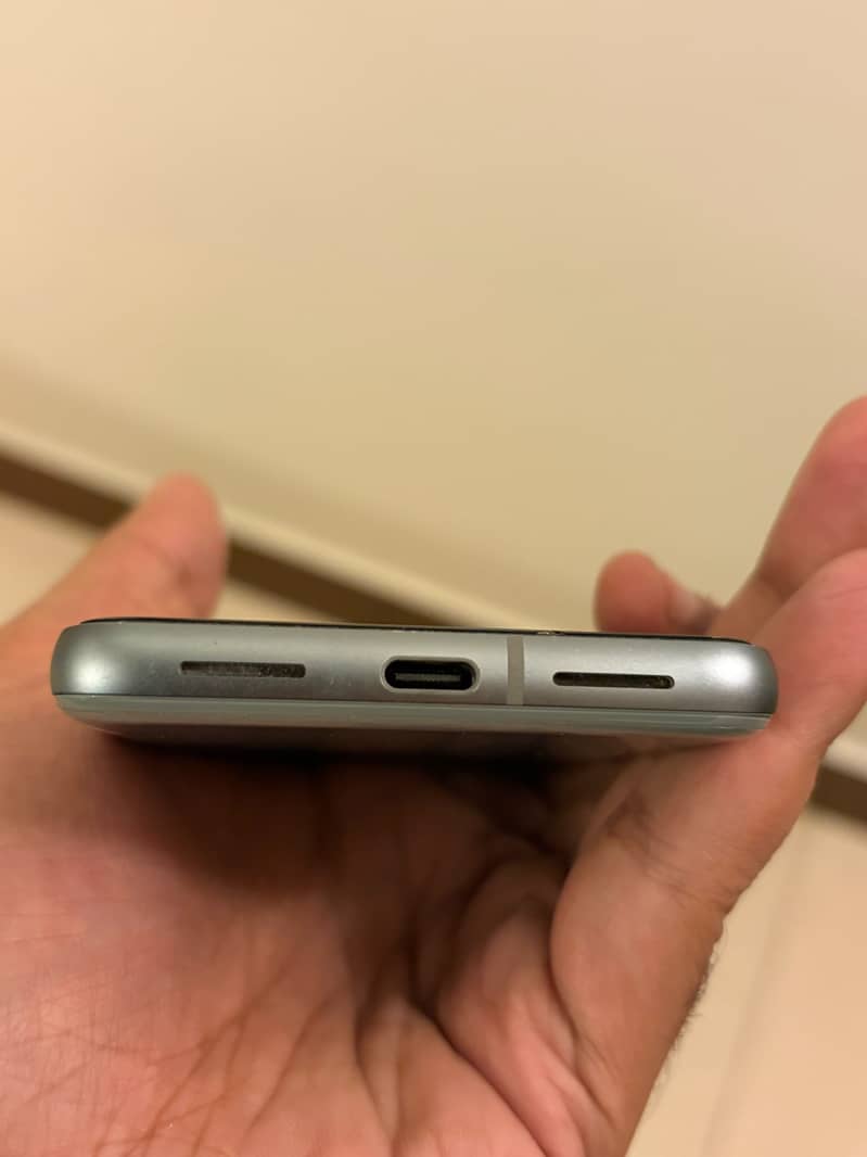 Google Pixel 8 3