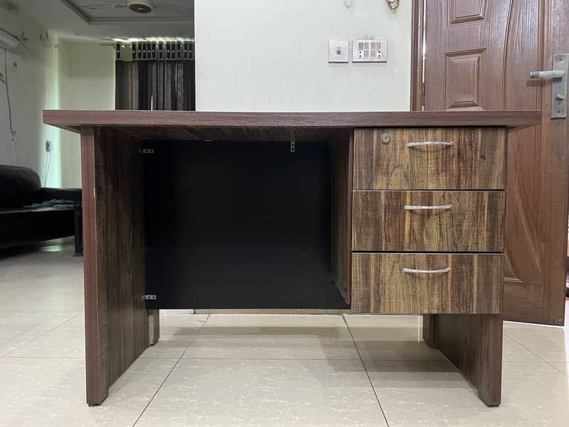 Office Table 3