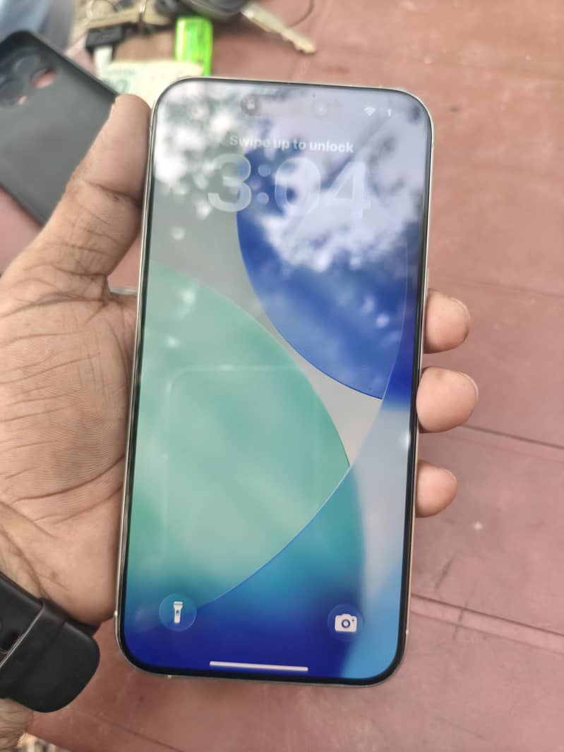 Apple iPhone 15 Pro Max 5