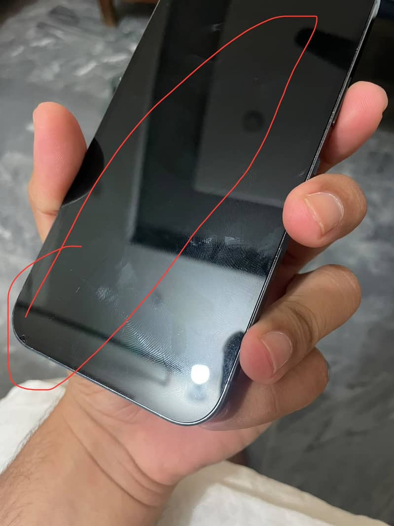 Apple iPhone 13 Pro Max 3