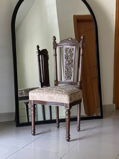 Elegant 6-Piece Wooden Dining Chairs Set (Solid Taali Wood)