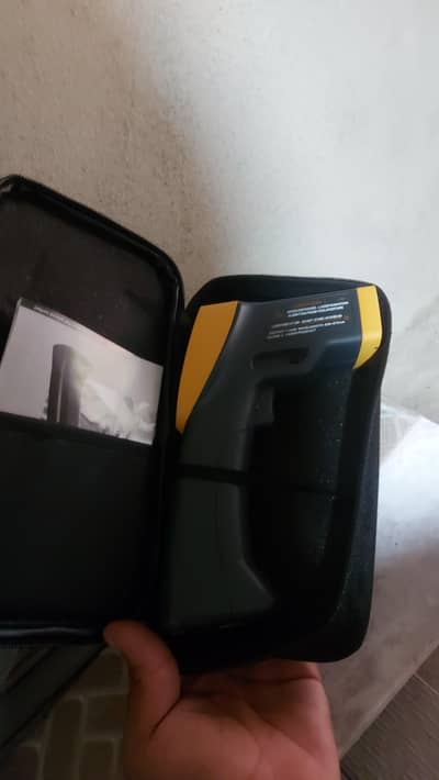 Digttal infrared thermometer