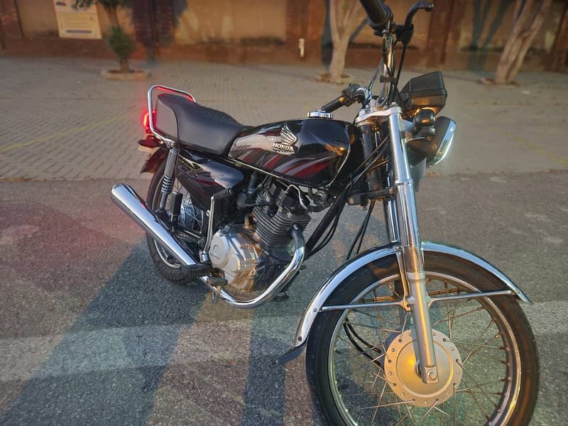 CG 125 4