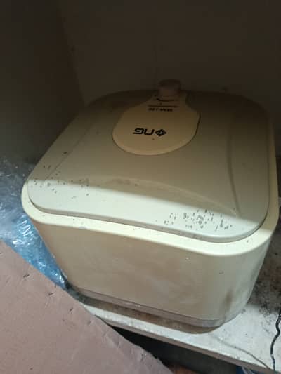 NG Electric water gyser for sale