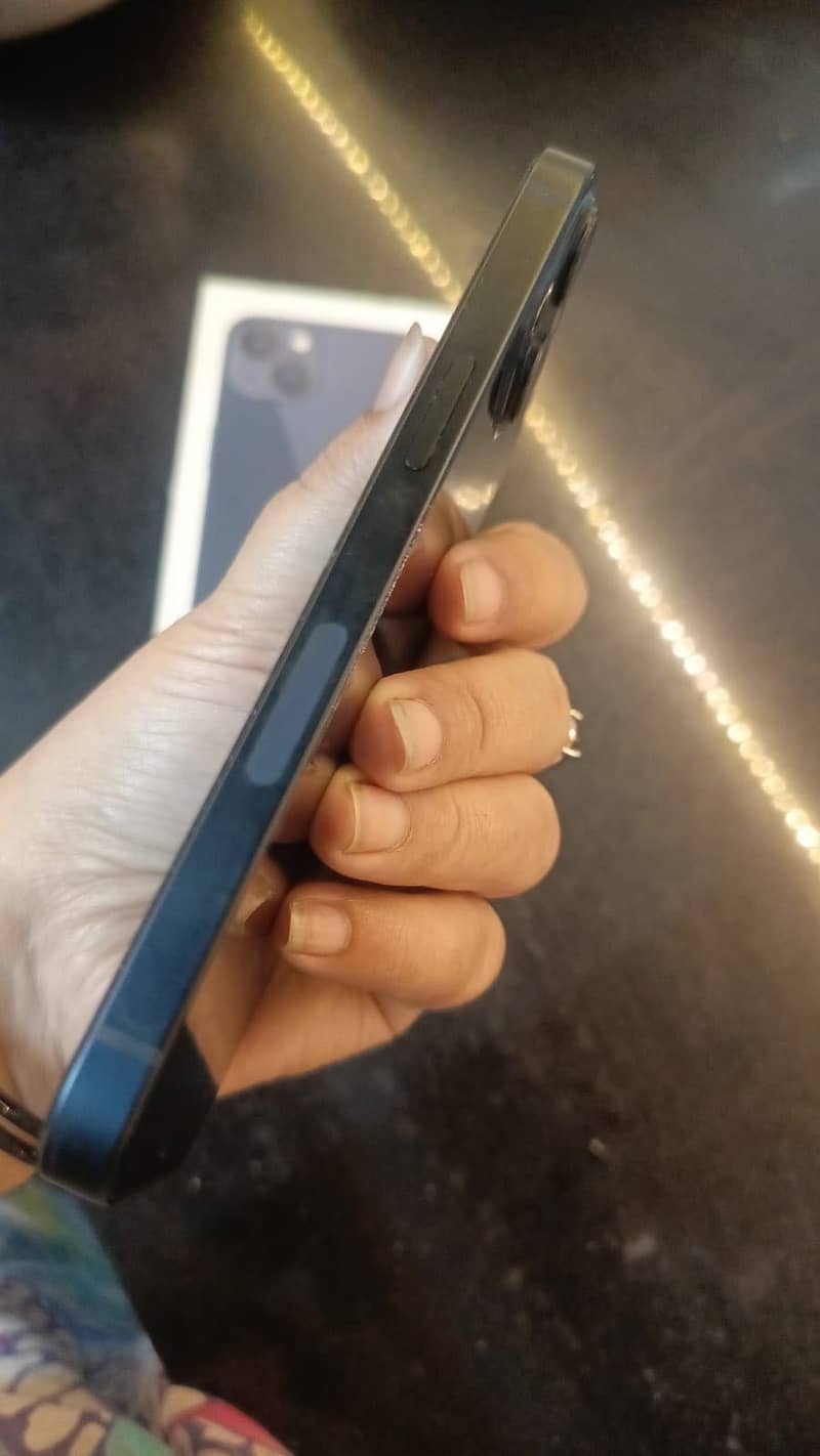 Iphone 13 2
