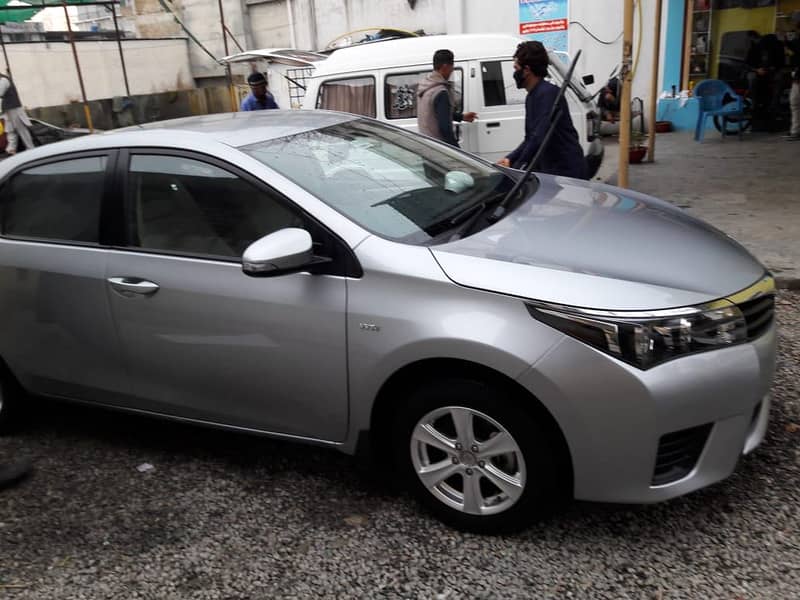 Toyota Corolla 2015 3