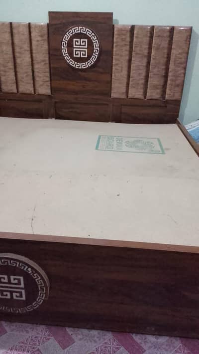 new bedroom set not used in reasonable price