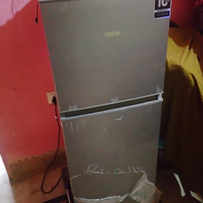 Haier fridge only 1 month used brand new