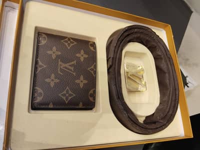 Louis Vuitton belt+wallet set