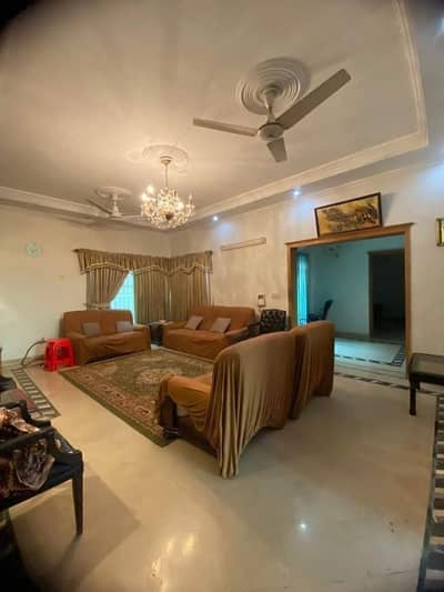 Kda Officers Society National Stadium Near AOHS DOHS 240 Uard Ground Plus 2 8 Bed Rooms With 3 Kitchen Best For Joints Families Beautiful Location