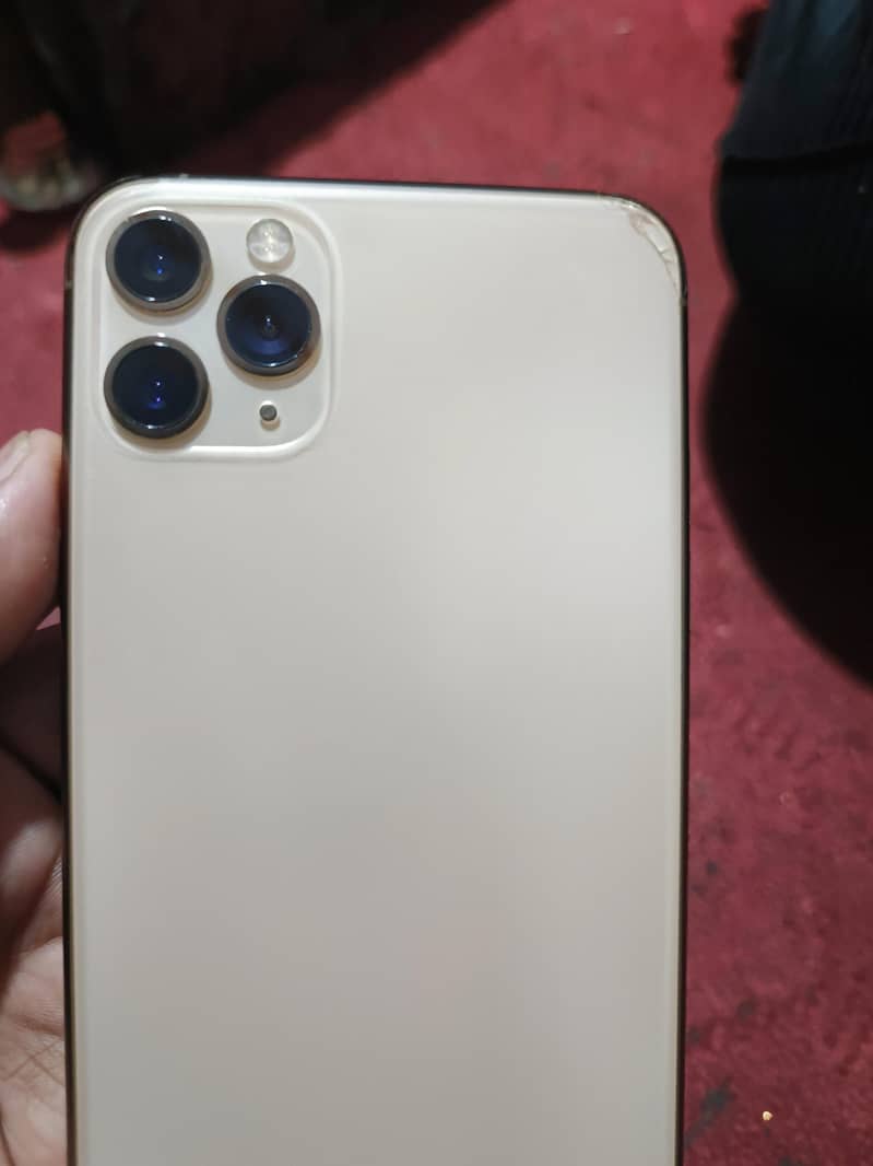 Apple iPhone 11 Pro Max 1