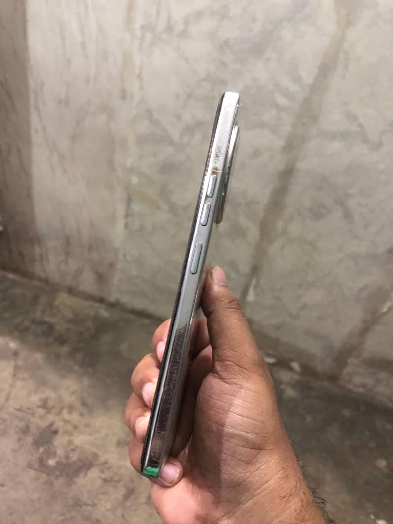 Tecno CAMON 30 5