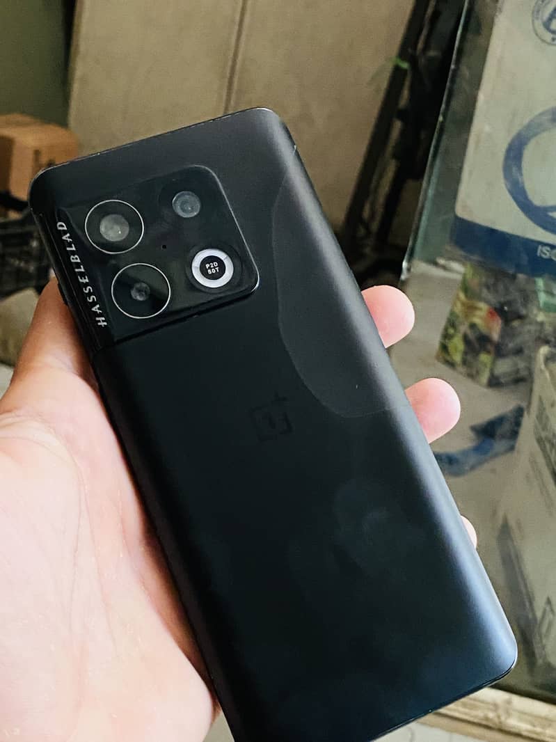 One Plus 10 Pro 0