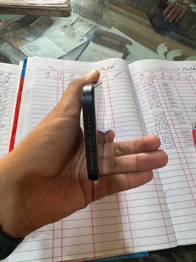 Apple iPhone 15 Pro Max 512GB Battery Health 93 cycle 412