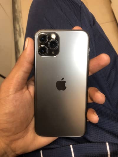 Apple iPhone 11 Pro chance walk
