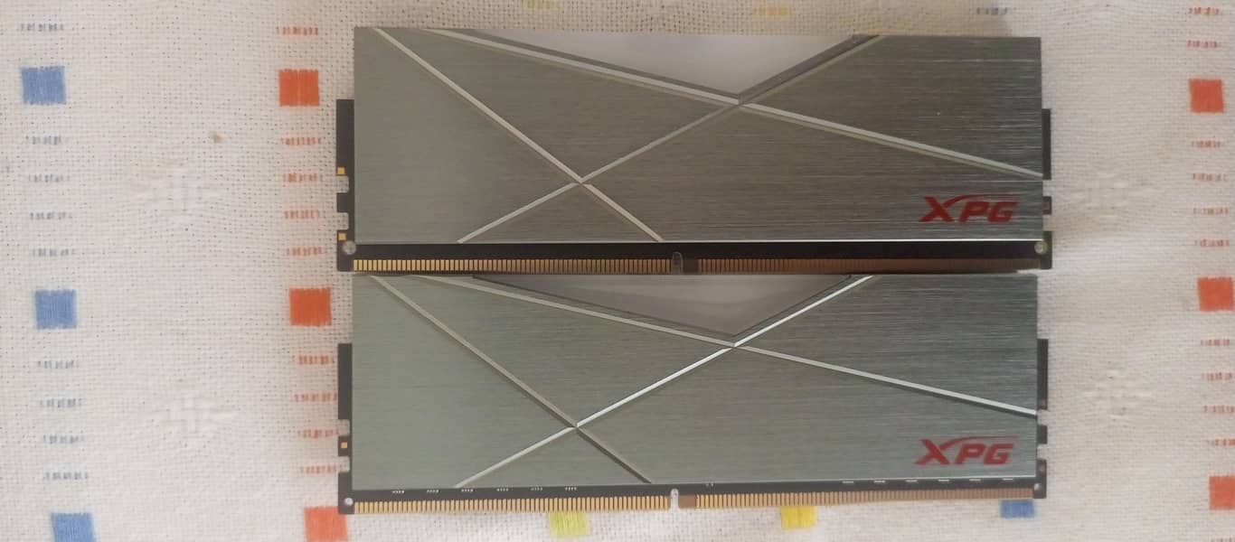 XPG SPECTRIX RAM 2