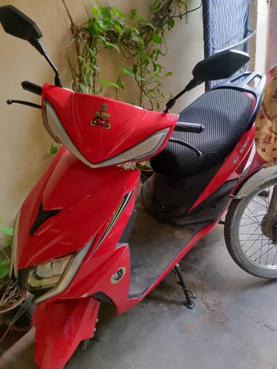 Scooty red colour