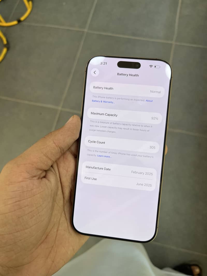 Apple iPhone 16 Pro Max 7