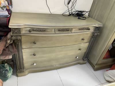 Selling home furniture