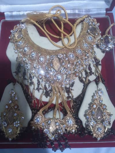 Khan jewelry