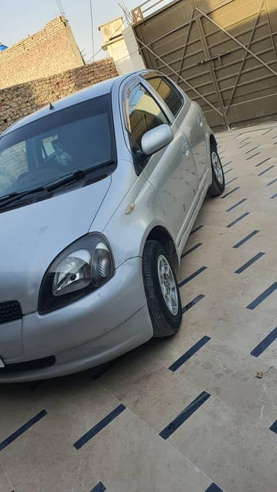 Toyota Vitz 1999