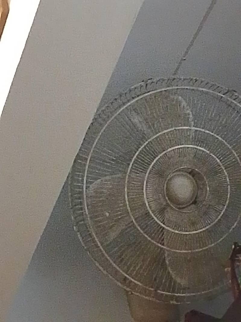 bracket fan 24 inch 0