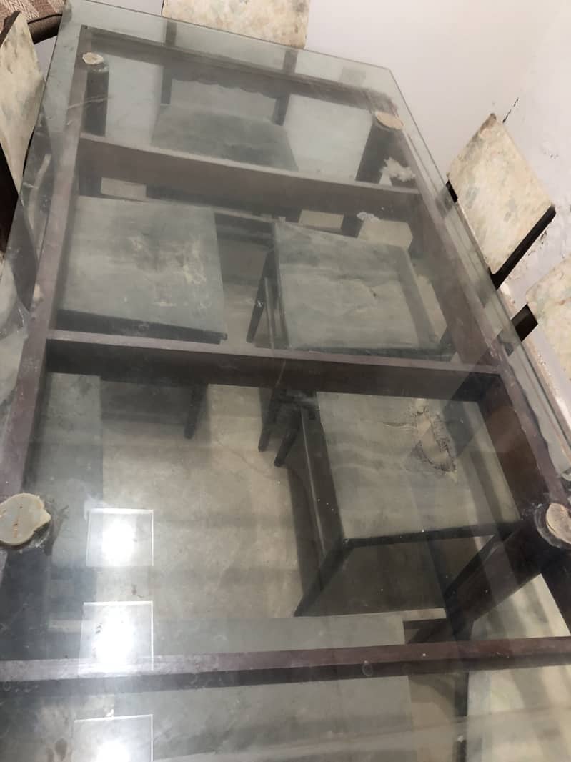 Glass dining table 1