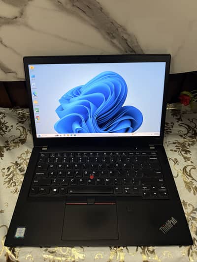 Lenovo T480s | Core i7 8th Touch Screen | 256Gb Nvme - 8Gb DDR4 Ram