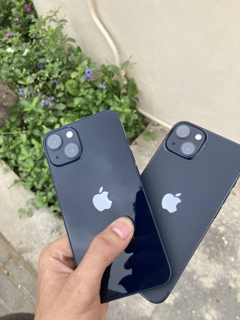 Apple iPhone 13 0