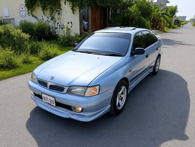 Toyota Carina 2004 UK Import Special Edition (Sunroof & Hatchback)