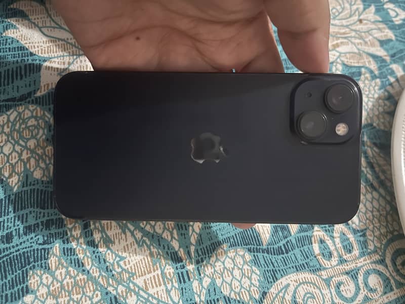 Apple iPhone 13 2