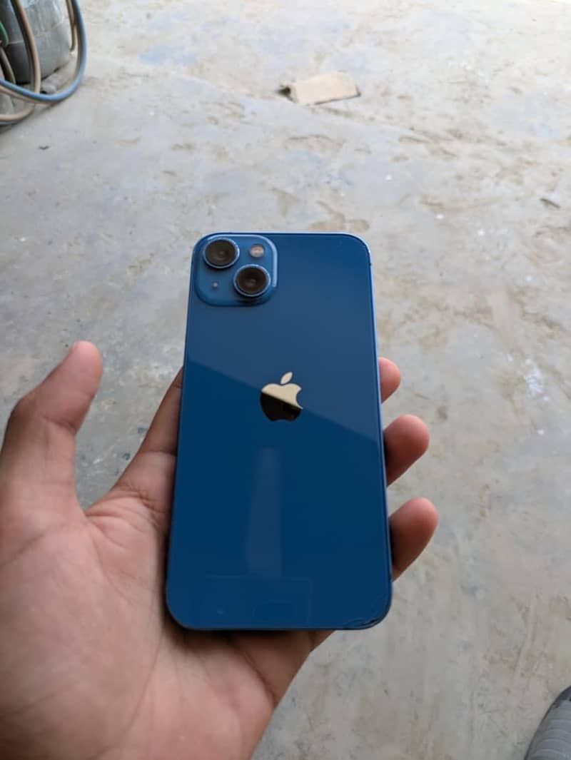 Apple iPhone 13 1
