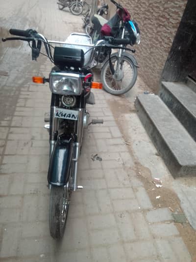 UNIQUE 70 2016 10/10 CONDITION