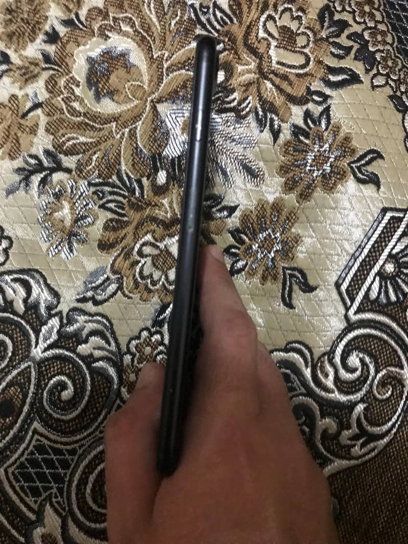 Apple iPhone 7 Plus 2
