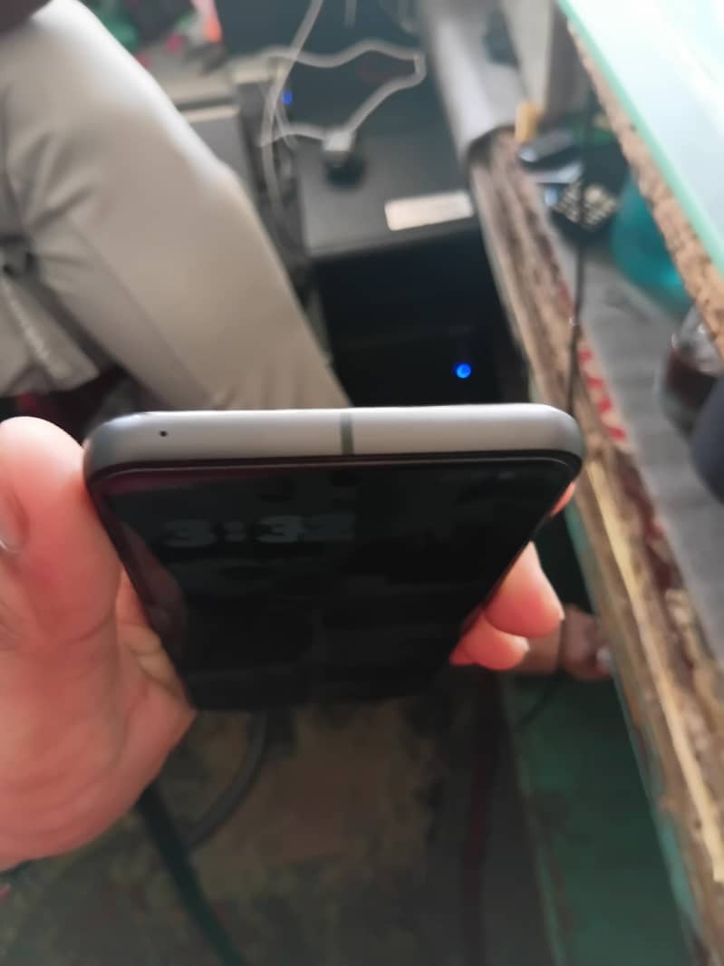 Google Pixel 8 3