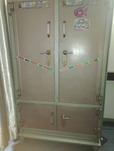 Double Door Steel Safe Almirah / Cabinet – Good Condition