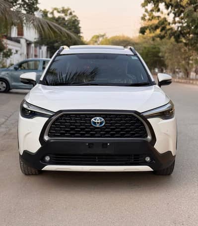 Toyota Cross Hybrid  2024