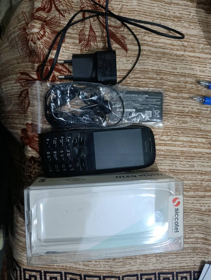 Nokia 6310 0