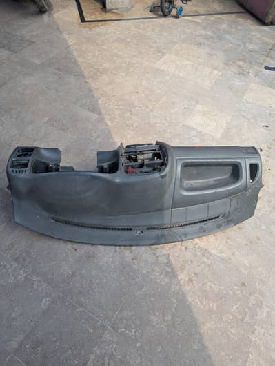 Baleno Geniune Dashboard 2004model