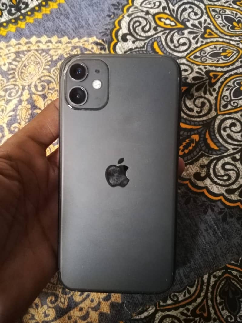 Apple iPhone 11 7