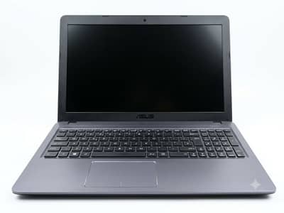 Core i5 8th gen 8gb ram 512 gb SSD