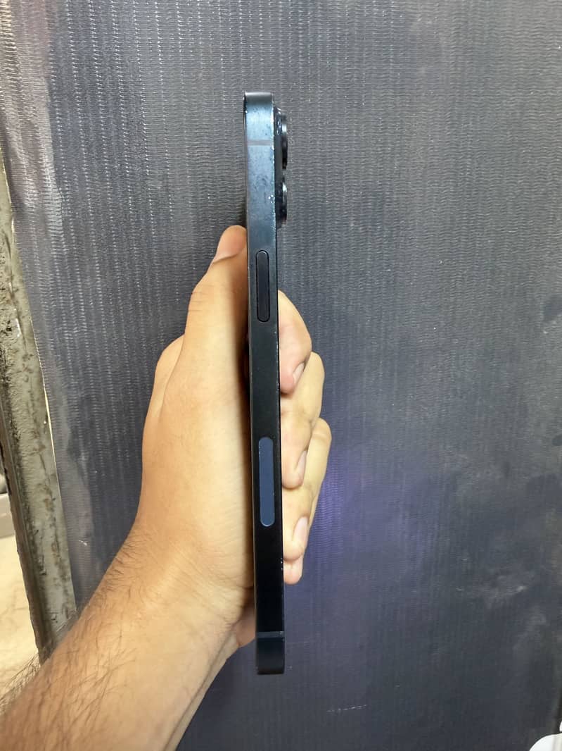 Apple iPhone 14 plus 1