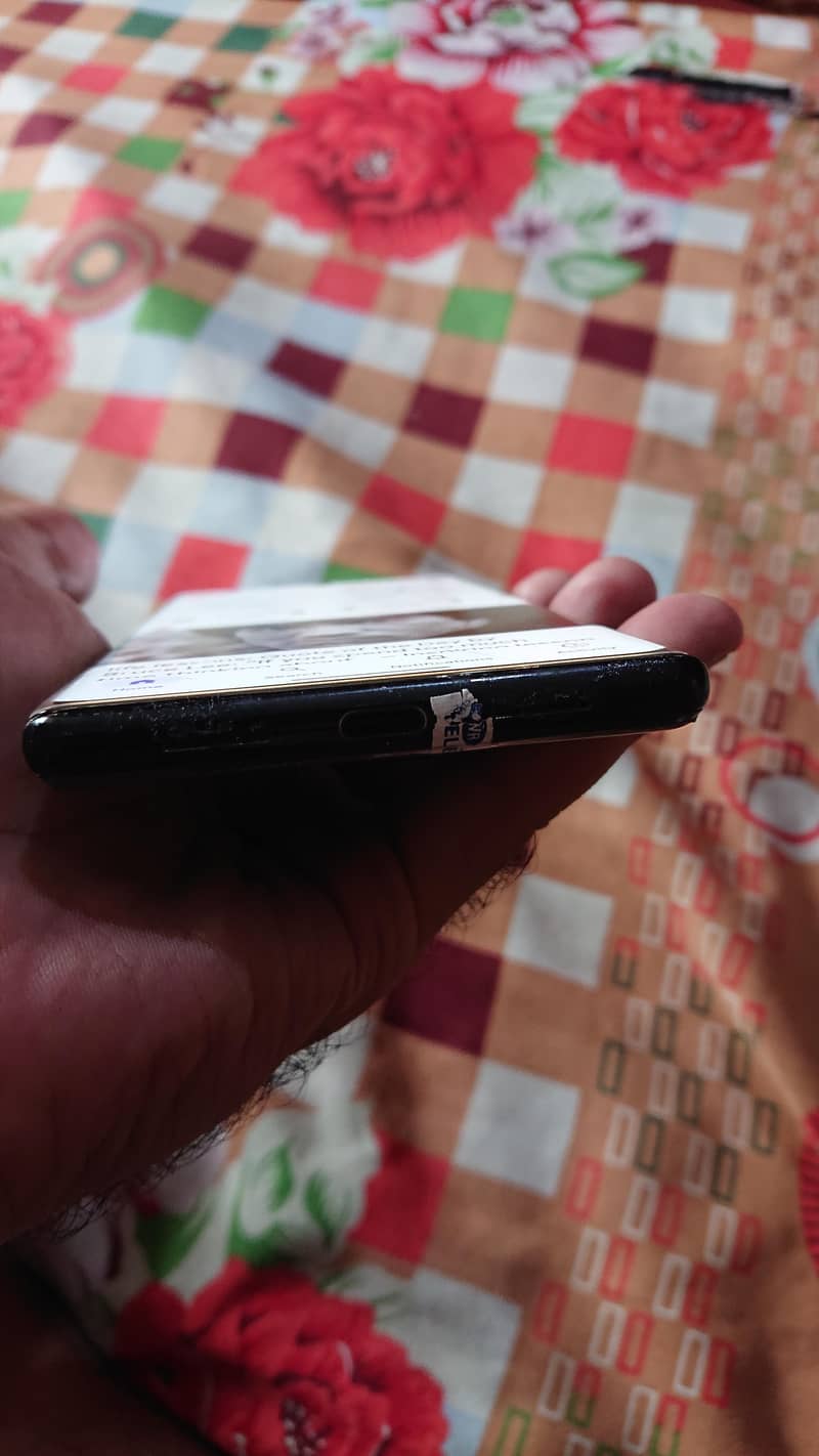 Google pixel 6 pro, prices are negotiable and read Ad plz 7