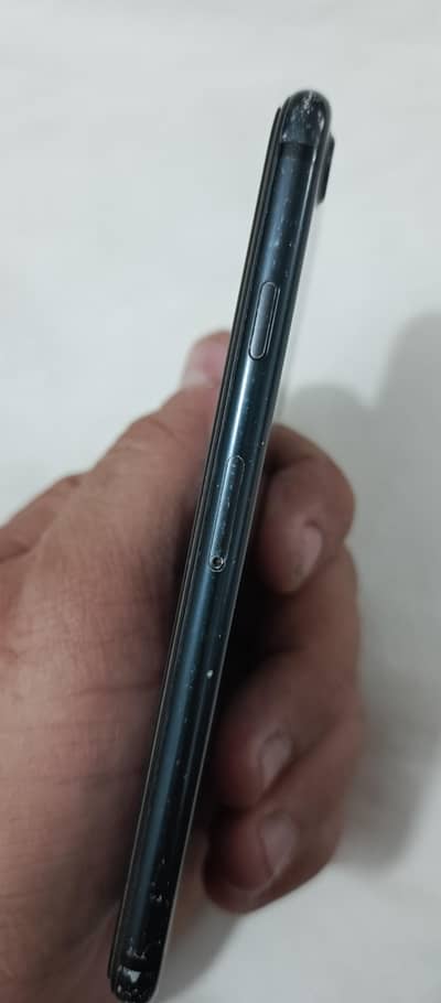 Apple iPhone 7
