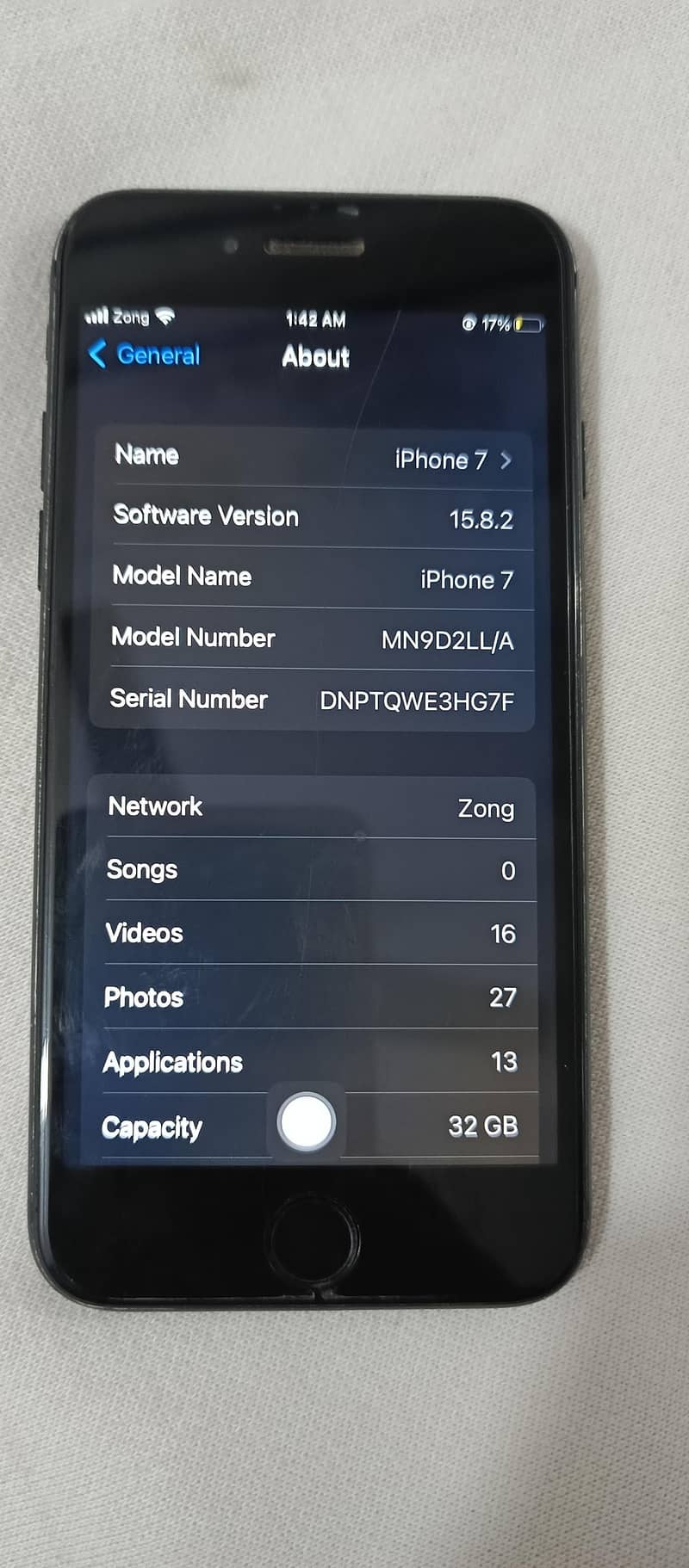 Apple iPhone 7 4