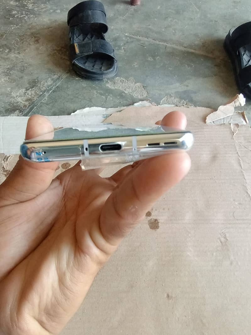 One Plus 10 Pro 3