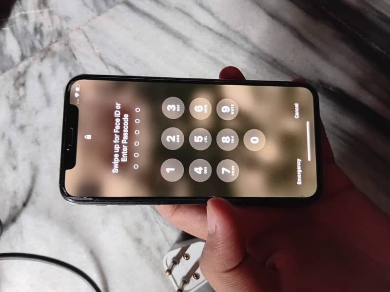 Apple iPhone X 6